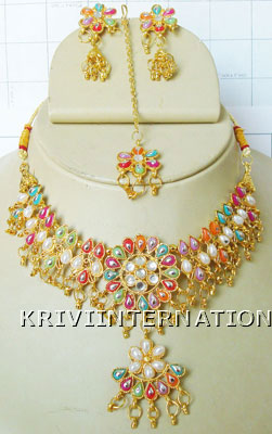KNLK12004 Highly Fashionable Necklace Earring Set