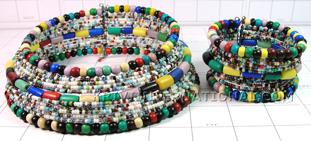 KNLL11B02 Striking Fashion Jewelry Necklace Bracelet Set
