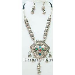 KNLK08019 Beautifully Crafted Costume Jewelry Necklace Set