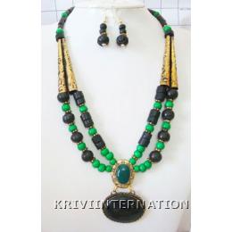KNLL02020 Beautifully Jewelry Necklace Earring Set
