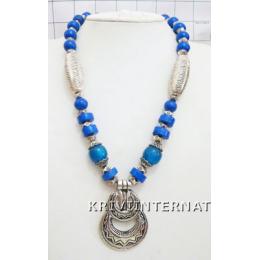 KNLL02028 Striking Fashion Jewelry Necklace