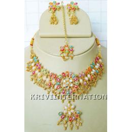 KNLK12004 Highly Fashionable Necklace Earring Set