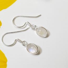 SAEMK08043 Plain Setting Rainbow Moonstone Gemstone Bezel Silver Earring