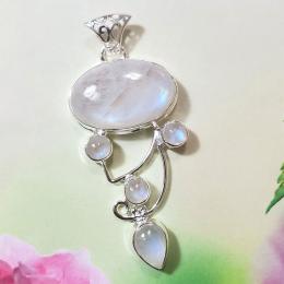 SAPMK08001 Blue Flash Rainbow Moonstone Designer 925 sterling silver Pendant