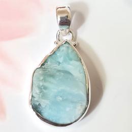 SAPMK08119 Stunning Rough Larimar Gemstone Plain Setting Design 925 Silver Pendant