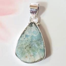 SAPMK08121 Fabulous Sterling Silver Rough Gemstone Handmade Larimar Pendant